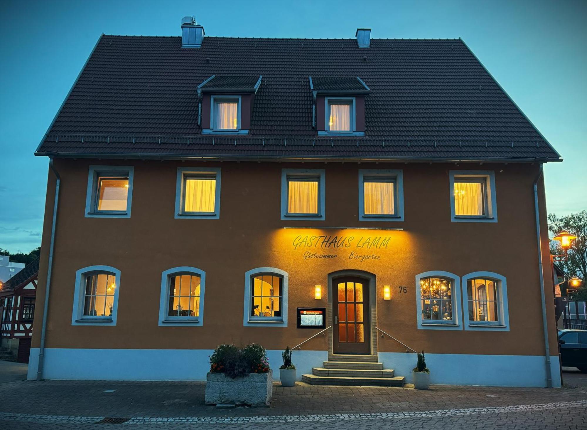 Gasthaus Lamm Neuenstadt am Kocher Exterior foto